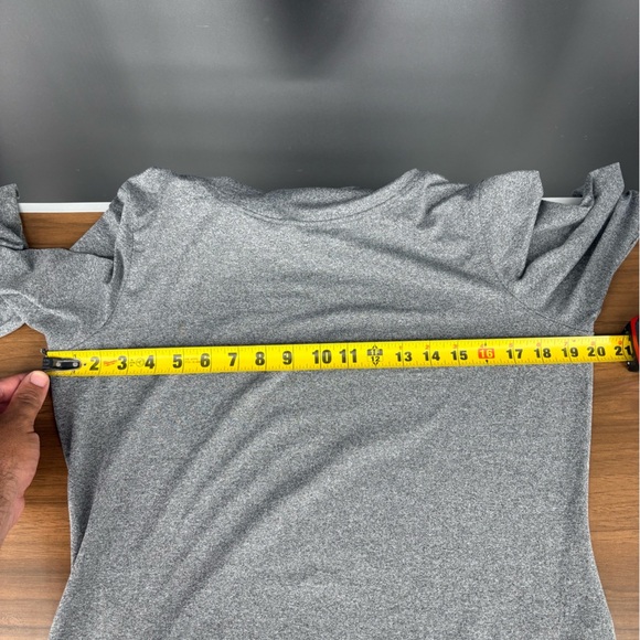 Reebok Men's Heathered Gray Zip-Up Sweater - Picture 8 of 8